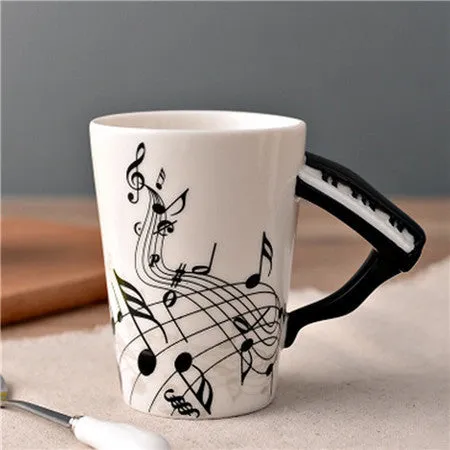 2017 New Novelty Music Note Guitar Ceramic Cup Personality Coffee Juice Lemon Mug Tea Cups Home Office Drinkware Gift 300ML