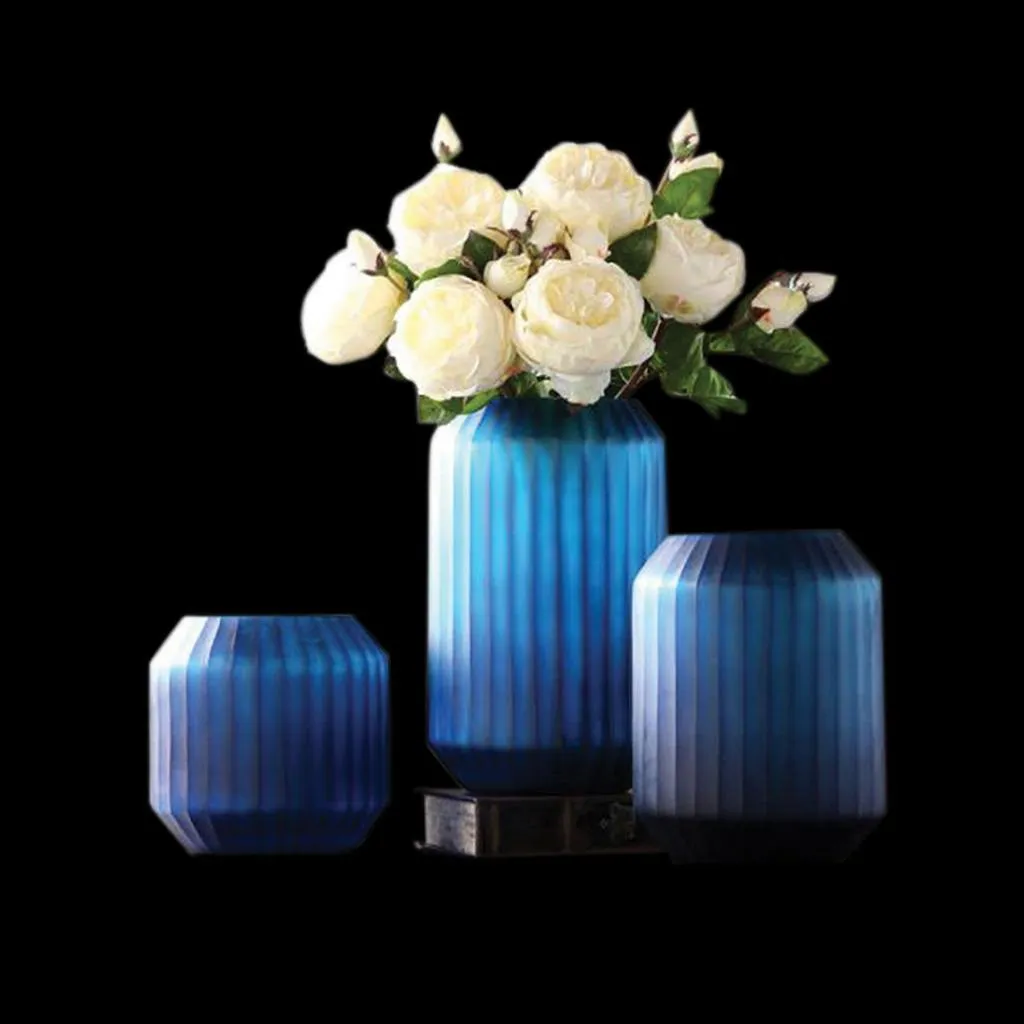 Best Blue And White Vases for Gift - Angie Homes