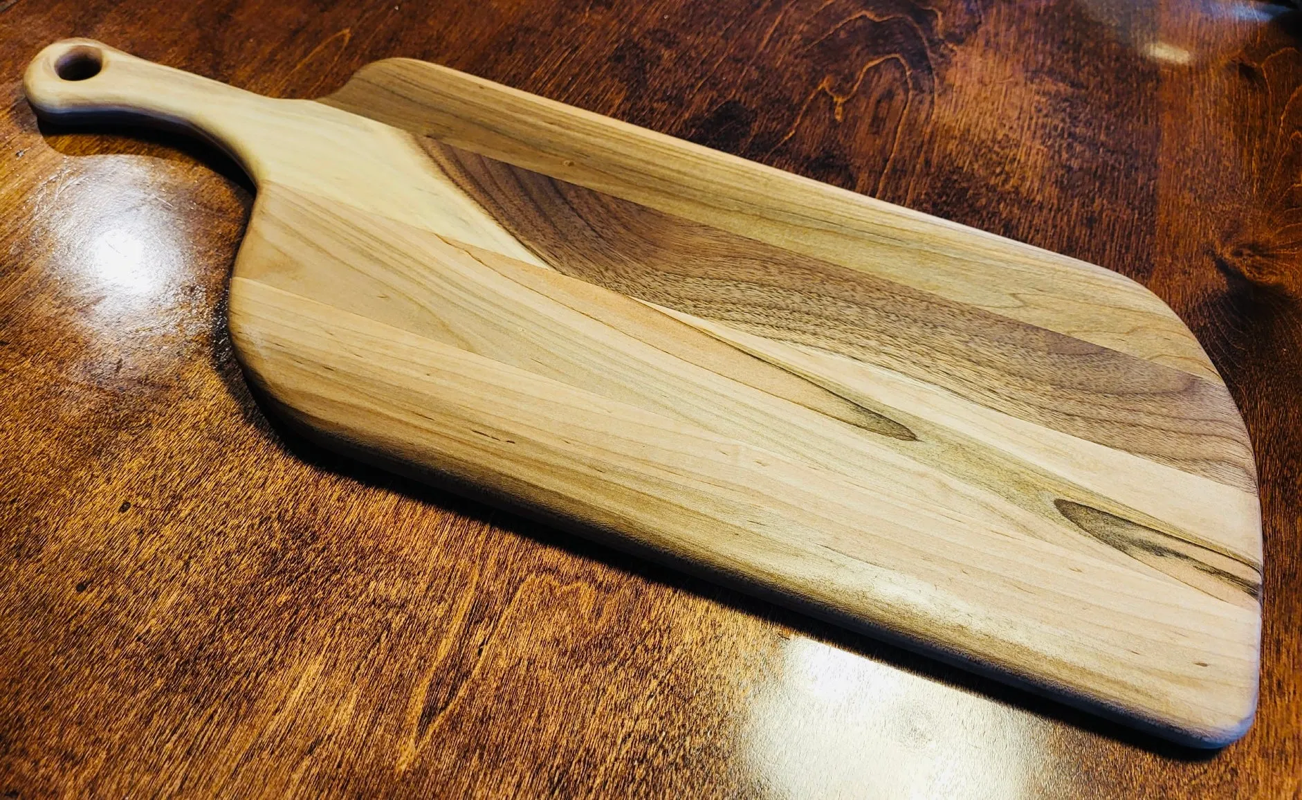 Honey Bee Woodcraft Medium Cutting Boards